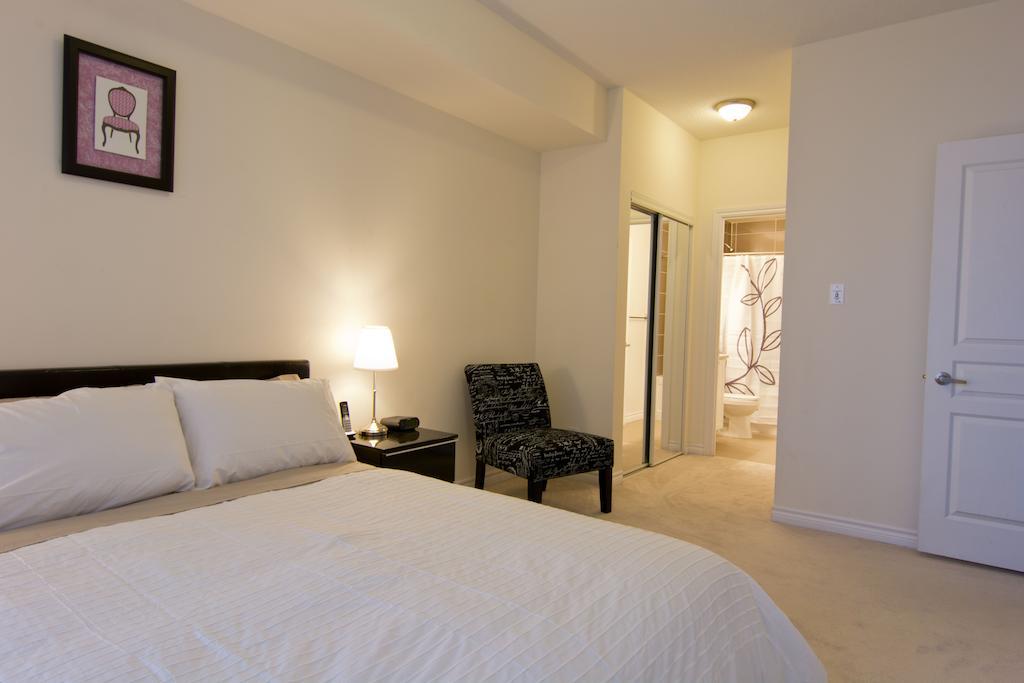 Maplewood Furnished Suites Mississauga Zewnętrze zdjęcie
