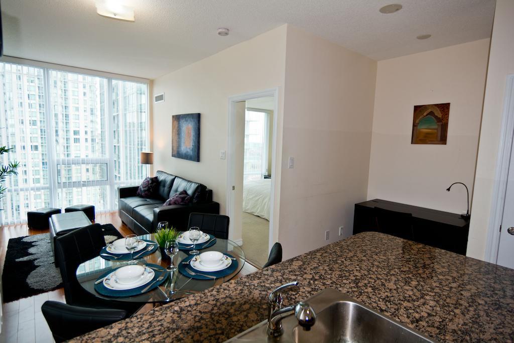 Maplewood Furnished Suites Mississauga Zewnętrze zdjęcie