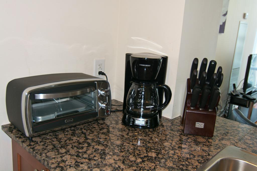 Maplewood Furnished Suites Mississauga Zewnętrze zdjęcie