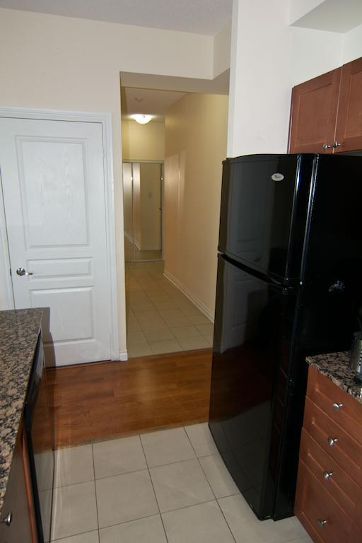 Maplewood Furnished Suites Mississauga Zewnętrze zdjęcie